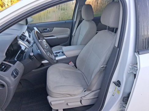 Used 2012 Ford Edge SE image 10