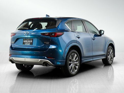 Used 2024 MAZDA CX-5 Signature AWD/4WD image 5