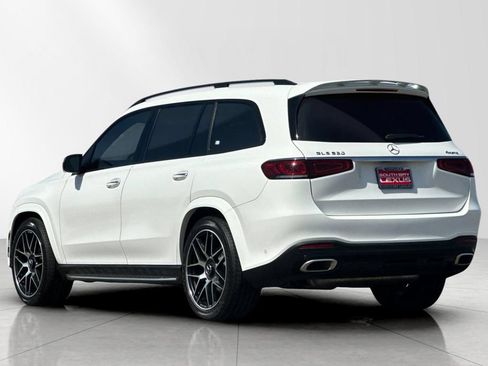 Used 2021 Mercedes-Benz GLS 580 4MATIC image 4