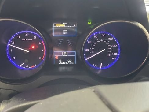 Used 2017 Subaru Outback 2.5i Limited AWD/4WD image 10