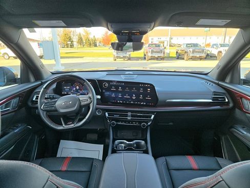 Used 2024 Chevrolet Traverse RS w/ LPO, Floor Liner Package AWD/4WD image 17