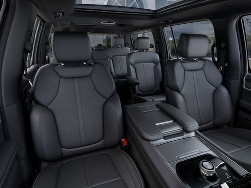 New 2026 Jeep Grand Wagoneer Limited AWD/4WD image 16