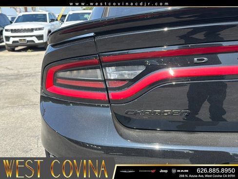 Used 2022 Dodge Charger SRT Hellcat w/ Harman/Kardon Audio Group RWD image 30