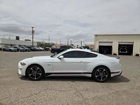 Used 2021 Ford Mustang GT RWD image 5