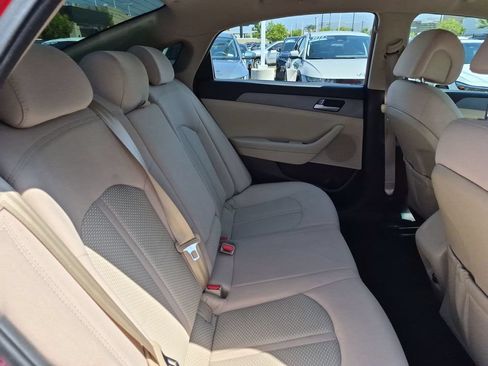 Used 2017 Hyundai Sonata SE w/ Cargo Package FWD image 29