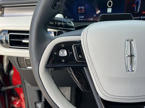 New 2026 Lincoln Aviator 2WD image 13