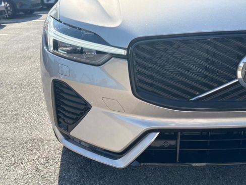 New 2026 Volvo XC60 B5 Plus w/ Climate Package image 8