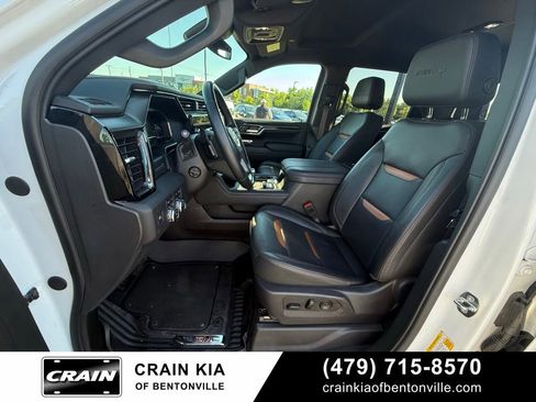 Used 2024 GMC Sierra 1500 AT4 w/ AT4 Premium Package AWD/4WD image 18