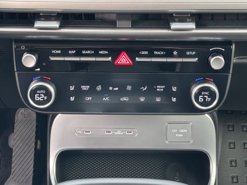 Used 2026 Hyundai Ioniq 9 SEL image 28