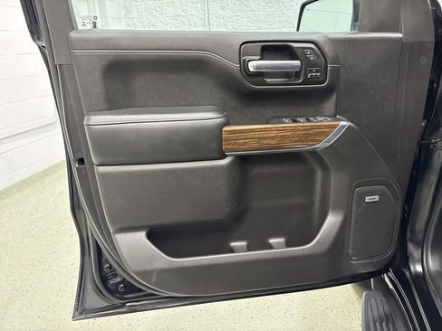 Used 2019 Chevrolet Silverado 1500 High Country AWD/4WD image 22