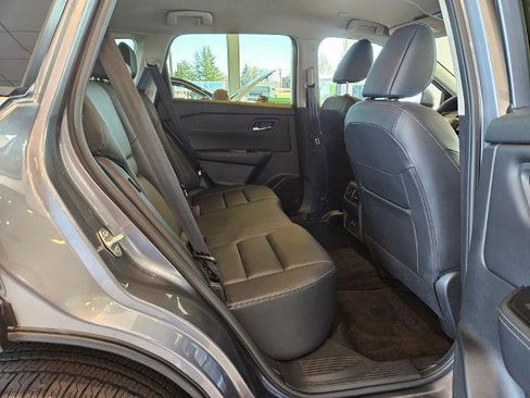 Certified 2025 Nissan Rogue SL AWD/4WD image 29