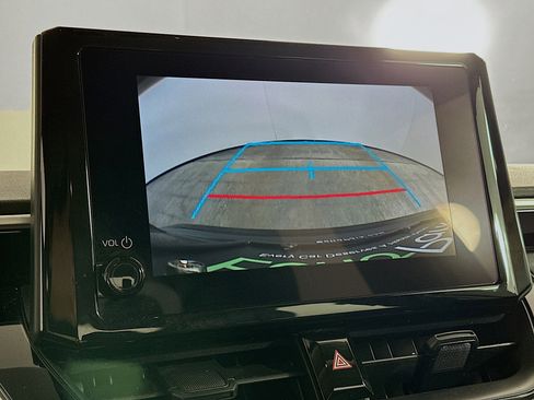 Used 2025 Toyota Corolla LE image 22