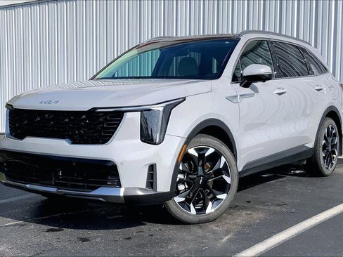 Used 2024 Kia Sorento SX image 1