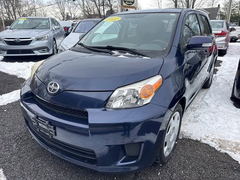 Used 2012 Scion xD image 2