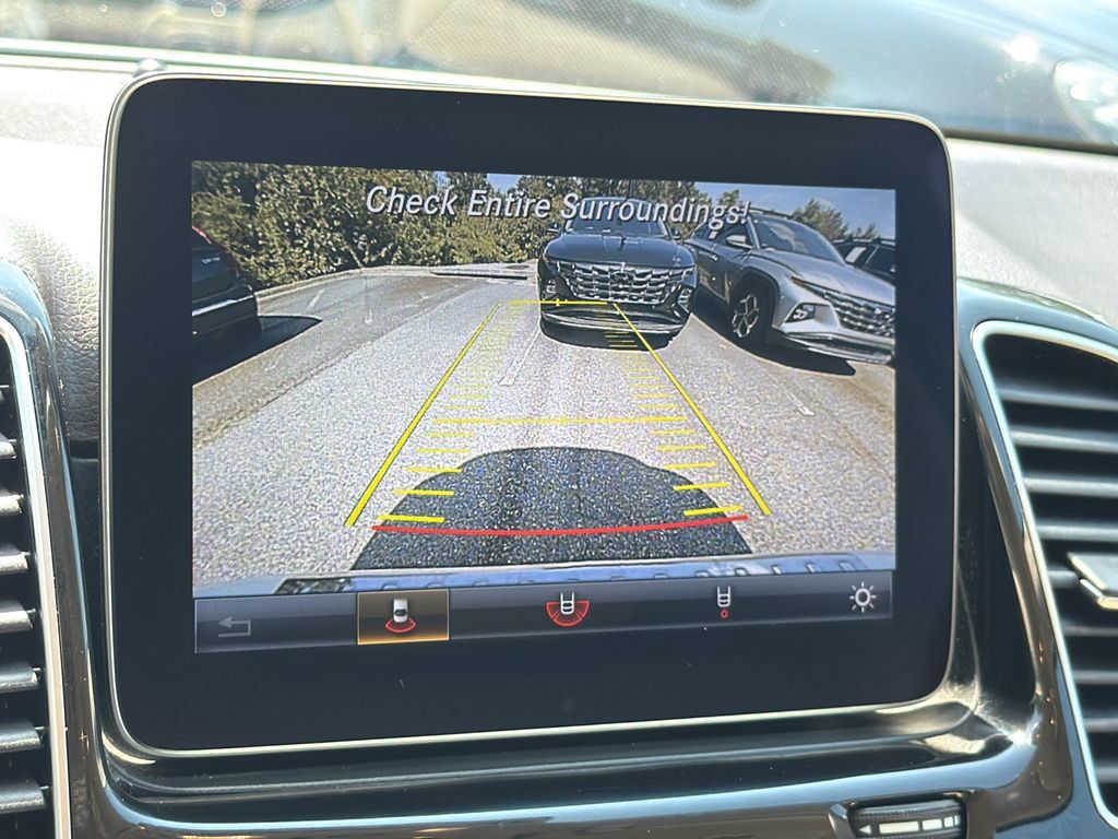 Used 2018 Mercedes-Benz GLE 350 w/ Premium 1 Package image 33