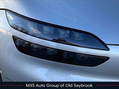 Used 2023 Genesis GV60 Performance image 32