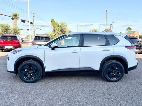 New 2026 Nissan Rogue SV image 4