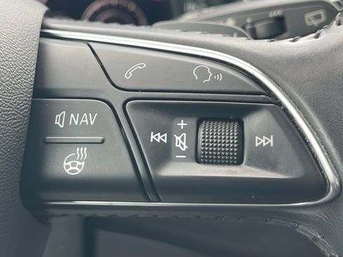 Used 2017 Audi Q7 3.0T Prestige AWD/4WD image 25