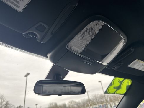 Used 2023 Dodge Charger SXT w/ Blacktop Package image 27