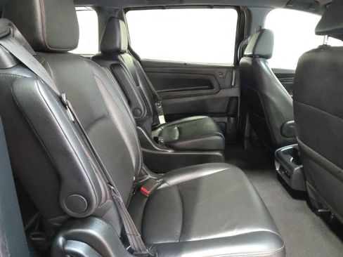 Used 2024 Honda Odyssey Sport image 12