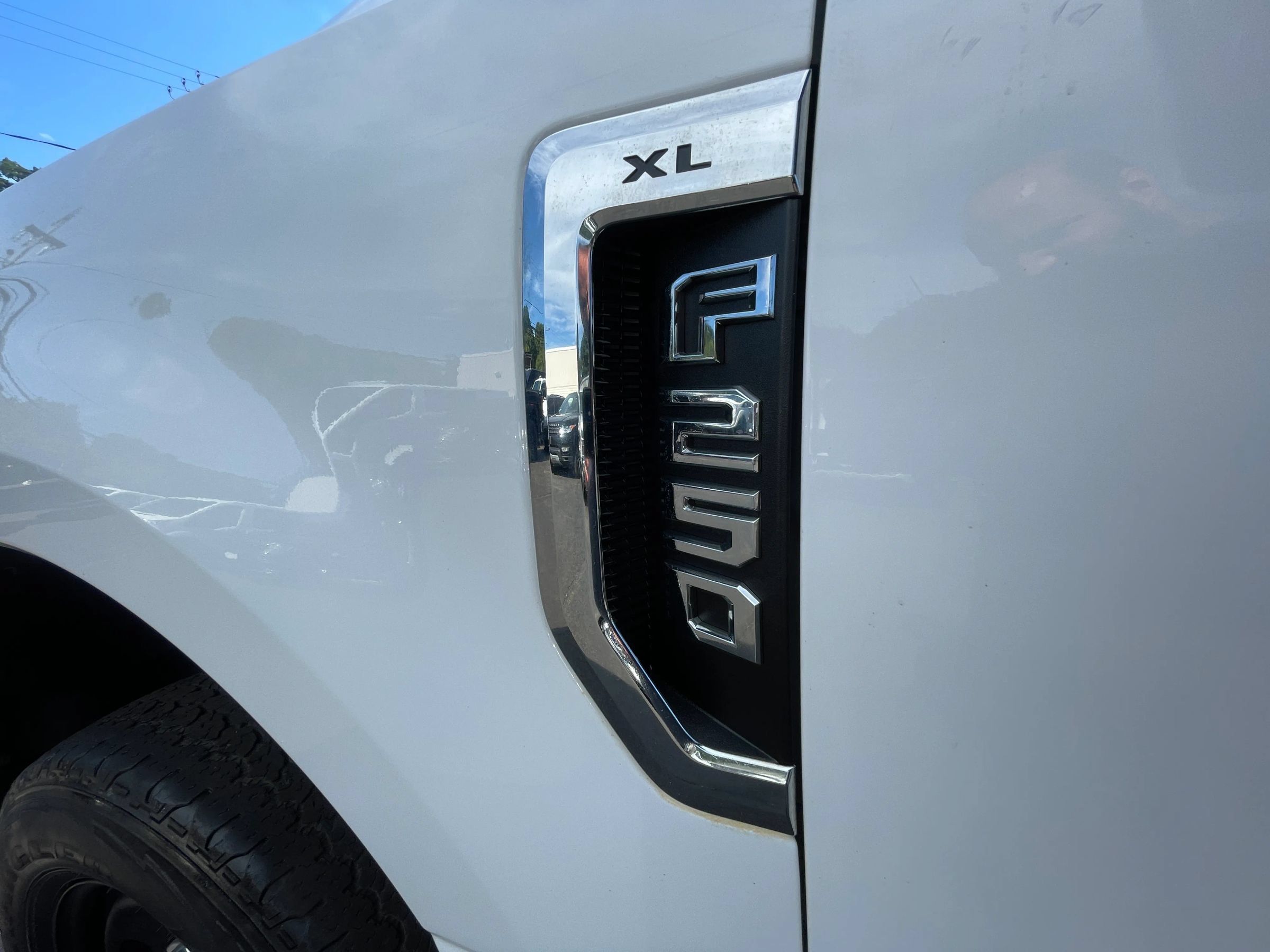 Used 2018 Ford F250 XL w/ Power Equipment Group AWD/4WD image 40
