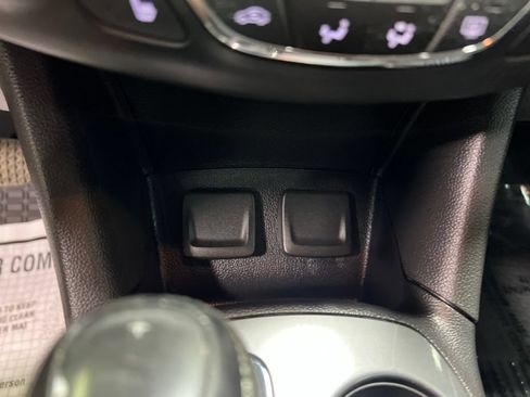 Used 2016 Chevrolet Cruze LT w/ Sun And Sound Package FWD image 27