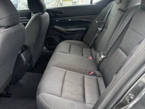 Used 2023 Nissan Altima 2.5 S FWD image 13