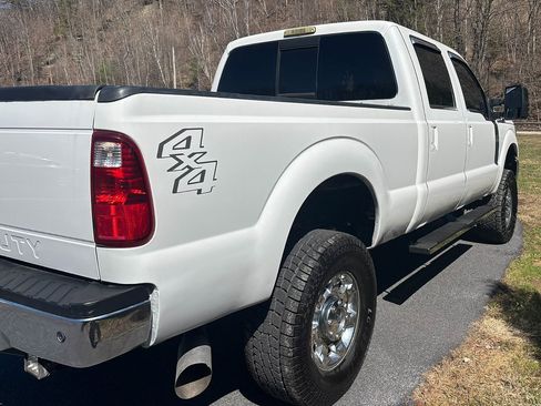 Used 2013 Ford F350 Lariat w/ Chrome Pkg AWD/4WD image 8