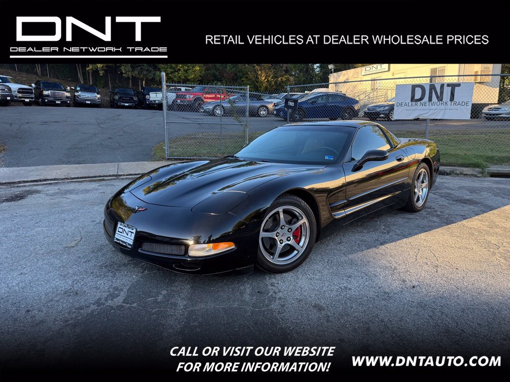 Used 2004 Chevrolet Corvette Coupe RWD image 1