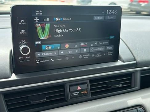 Used 2025 Honda Pilot Touring image 17