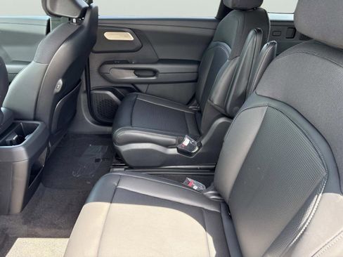 New 2027 Kia Telluride S FWD image 15