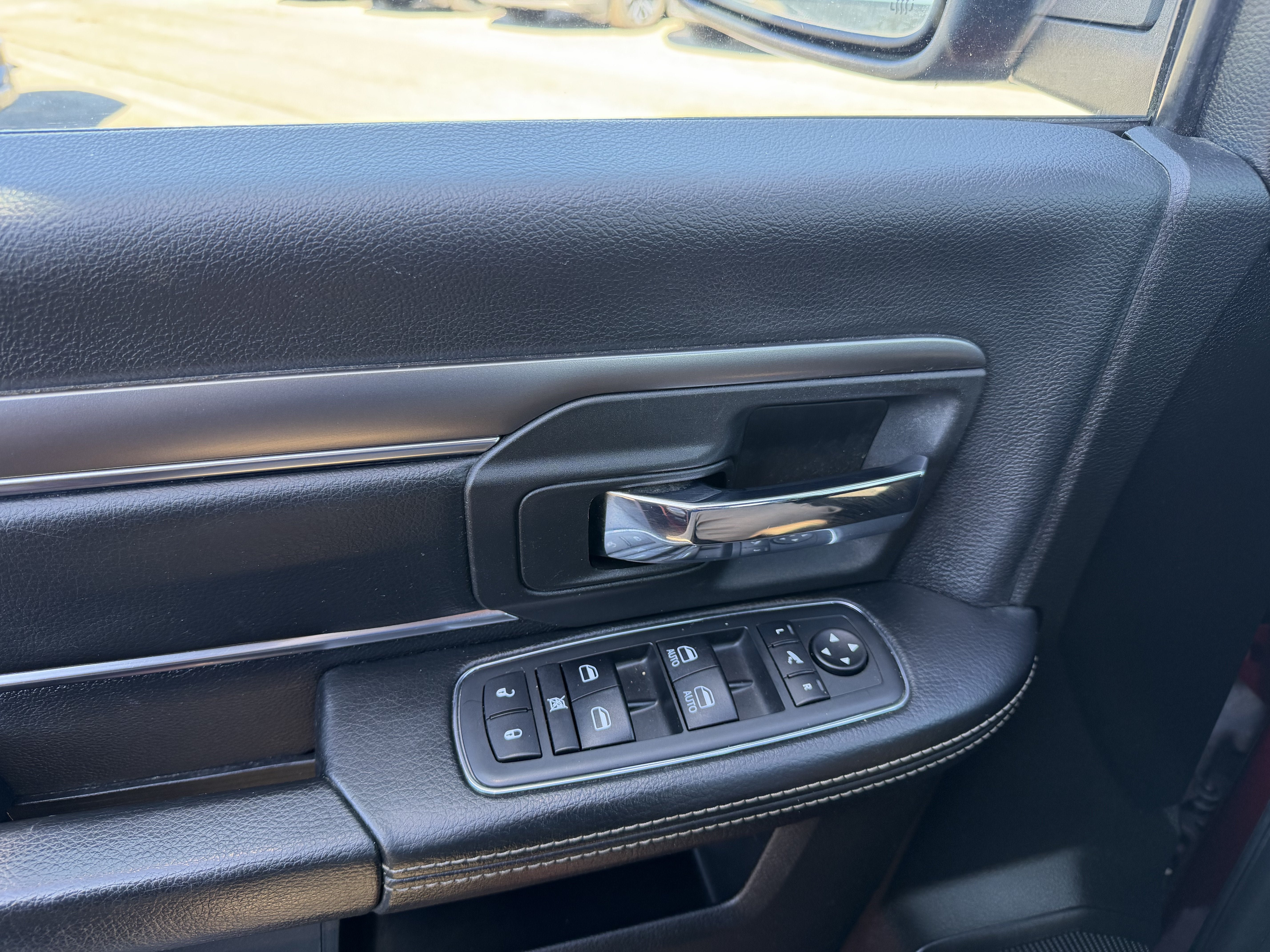 Used 2021 RAM 1500 Warlock w/ Luxury Group AWD/4WD image 14