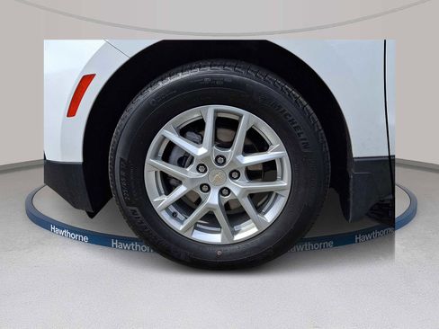 Certified 2023 Chevrolet Equinox LT w/ LPO, Floor Liner Package FWD image 7