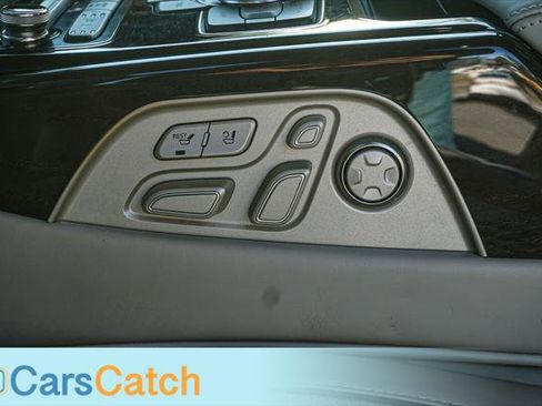 Used 2019 Genesis G90 5.0 Ultimate image 32