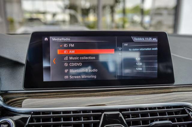 Used 2019 BMW 530i w/ Convenience Package RWD image 21