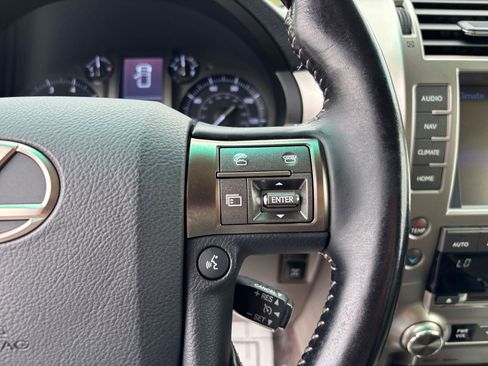 Used 2017 Lexus GX 460 Premium AWD/4WD image 27
