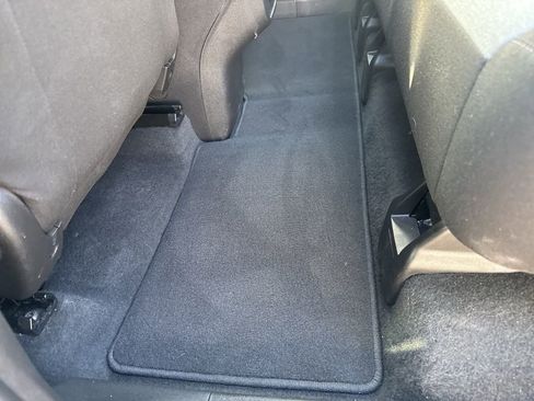 Certified 2024 Chevrolet Equinox LS image 23