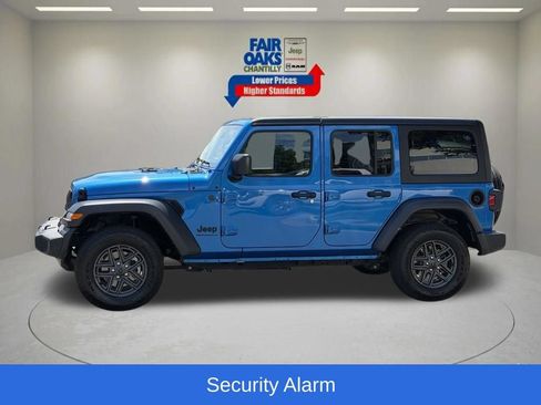 Used 2024 Jeep Wrangler Unlimited Sport AWD/4WD image 12