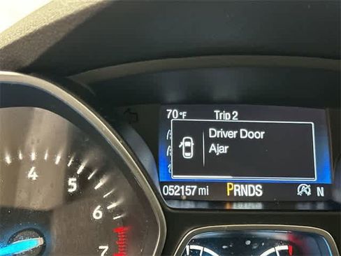 Used 2018 Ford Escape SEL image 16