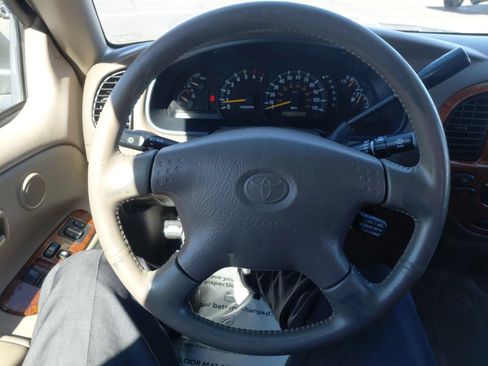 Used 2001 Toyota Tundra Limited w/ Off-Road Pkg AWD/4WD image 34
