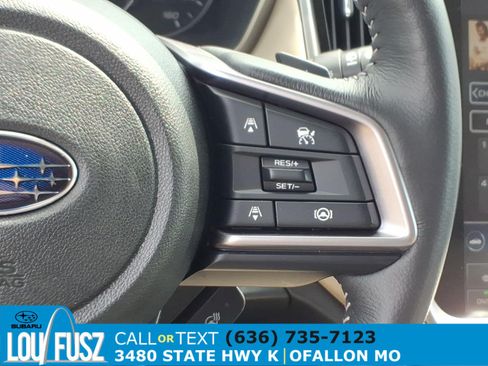 Used 2025 Subaru Outback Limited AWD/4WD image 17