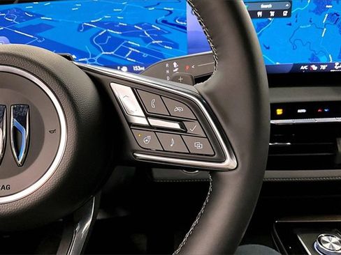 Used 2025 Buick Enclave Avenir w/ Super Cruise Package image 24