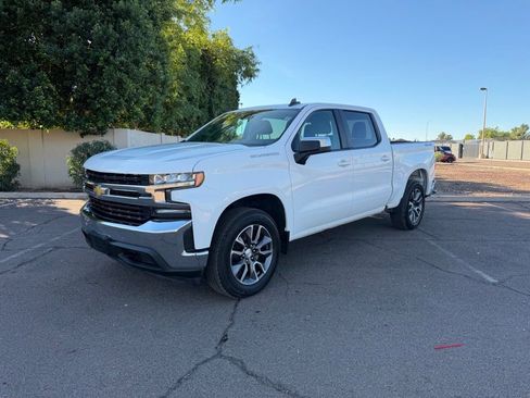 Used 2020 Chevrolet Silverado 1500 LT image 4