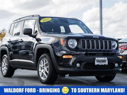 Used 2023 Jeep Renegade Latitude w/ Sun/Sound Group