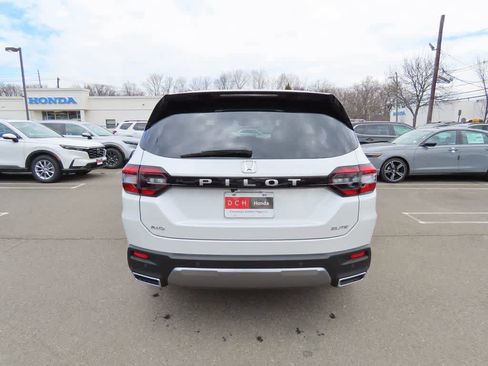 New 2026 Honda Pilot Elite image 5