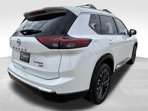 Used 2024 Nissan Rogue Platinum AWD/4WD image 6
