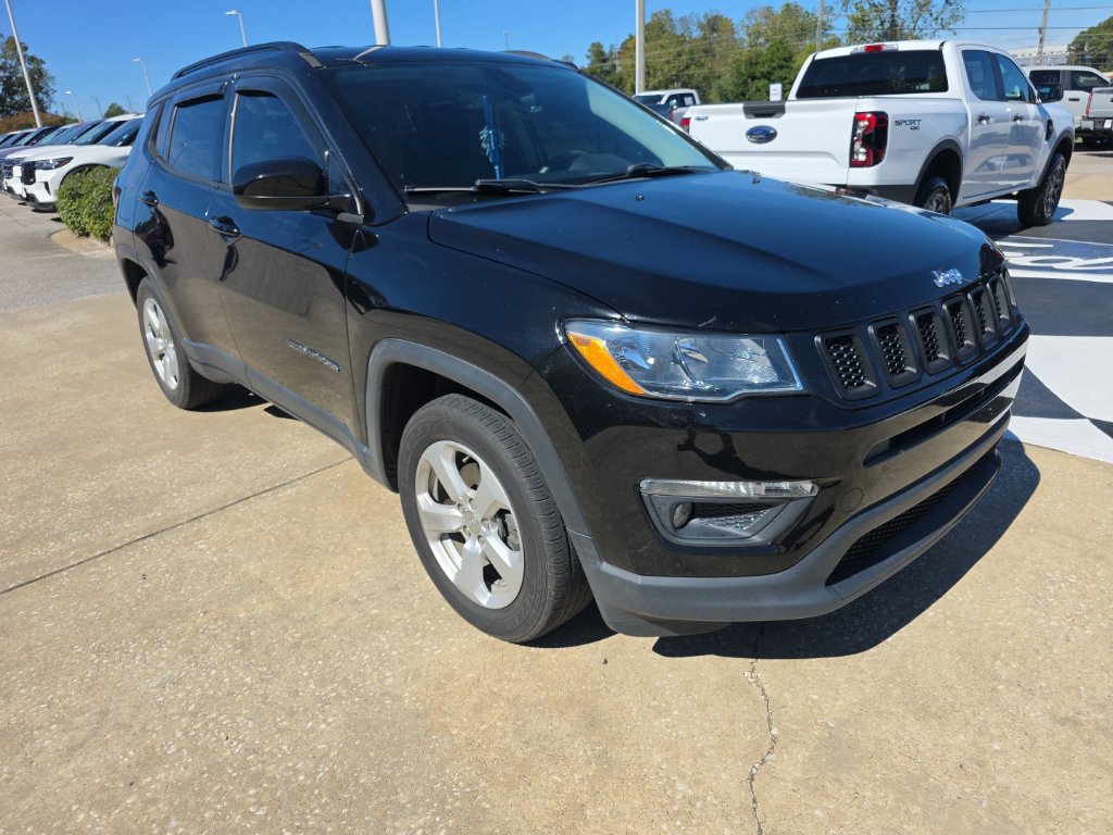 Used 2019 Jeep Compass Latitude w/ Popular Equipment Group FWD image 10