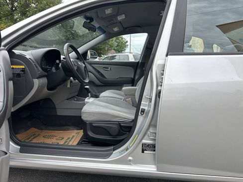 Used 2008 Hyundai Elantra GLS FWD image 16