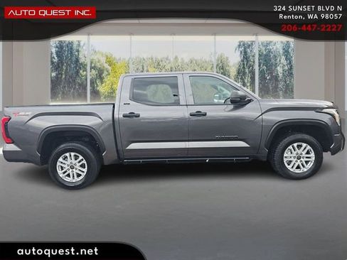 Used 2022 Toyota Tundra SR5 AWD/4WD image 4
