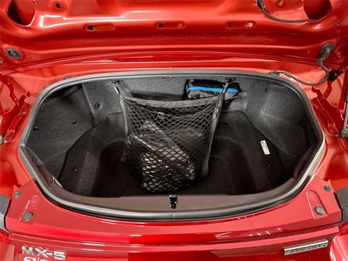 Certified 2025 MAZDA MX-5 Miata Grand Touring RWD image 40